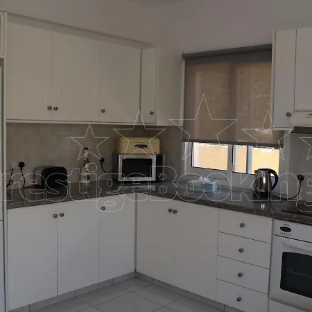 בית נופש Holiday Diana's Heights Townhouse